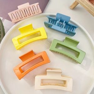 NWT 🌈 COLORFUL HAIR CLIP BUNDLE